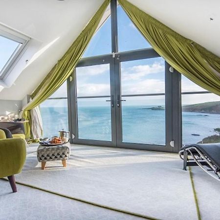 مبيت وإفطار ميفاغيسي Pebble House المظهر الخارجي الصورة
