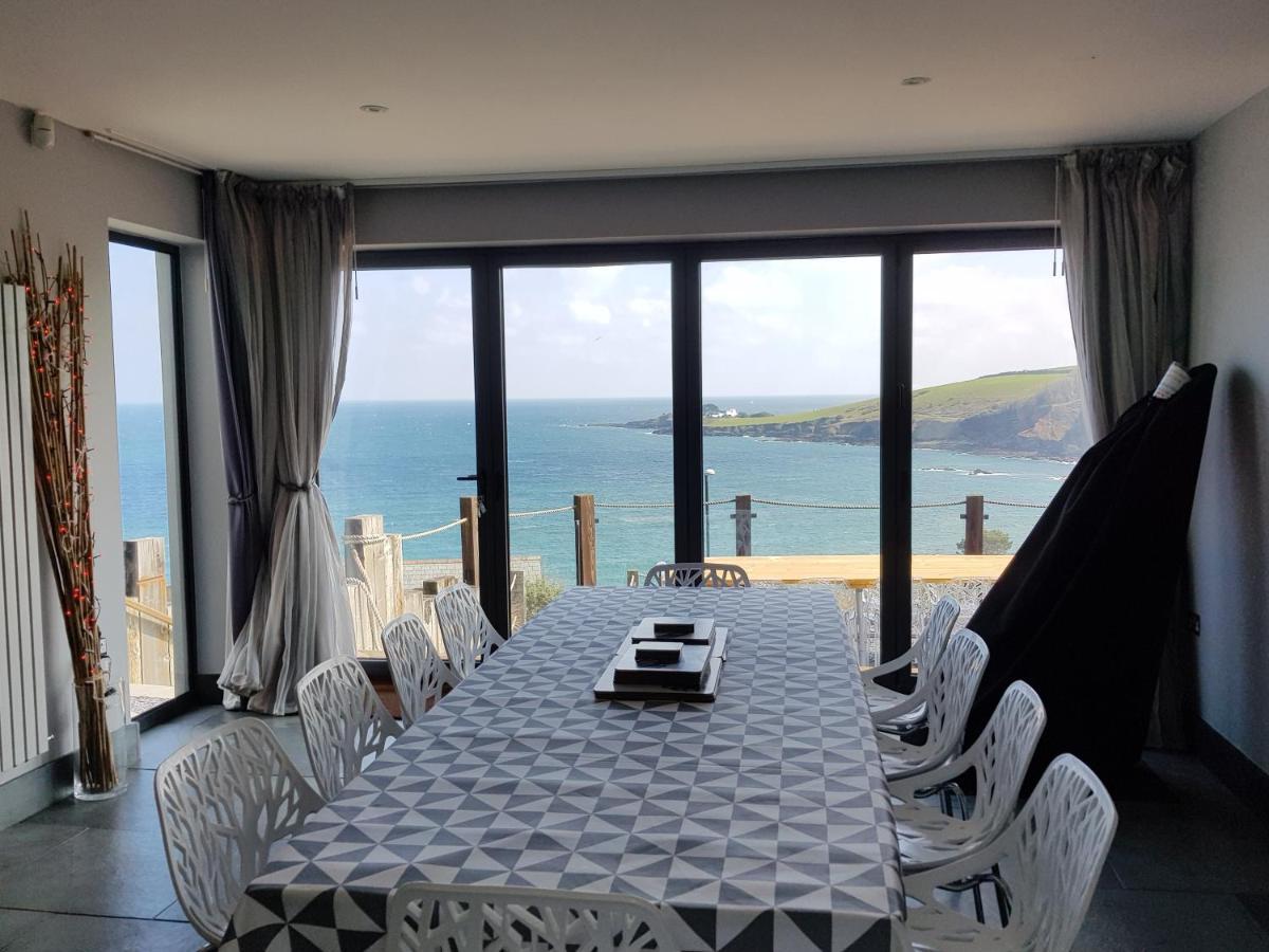 مبيت وإفطار ميفاغيسي Pebble House المظهر الخارجي الصورة